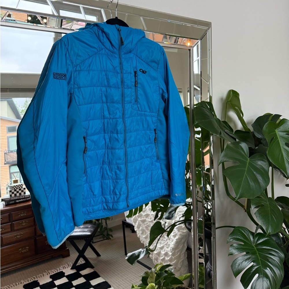 Outdoor Research Men’s Cathode Hoodie Down Jacket - Picture 4 of 9